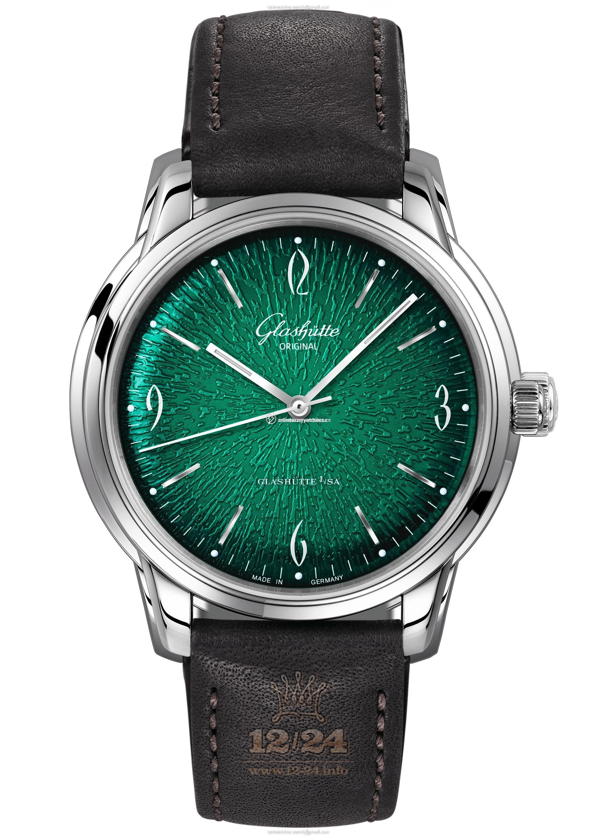 Glashutte Vintage Watch 1-39-52-03-02-04 39 mm Stainless steel Case Black Green Dial