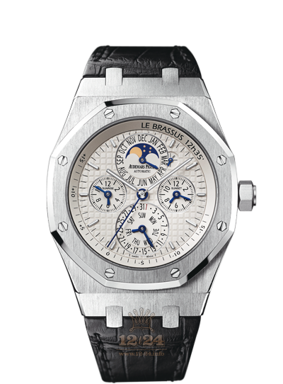 Audemars Piguet Royal Oak Watch 26603ST.OO.D002CR.01 42 mm Stainless steel Case Silver Dial