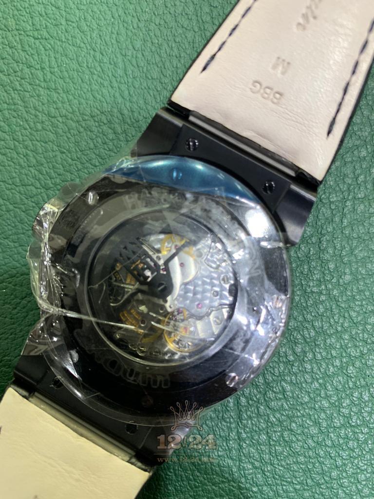 Harry Winston The Ocean Collection